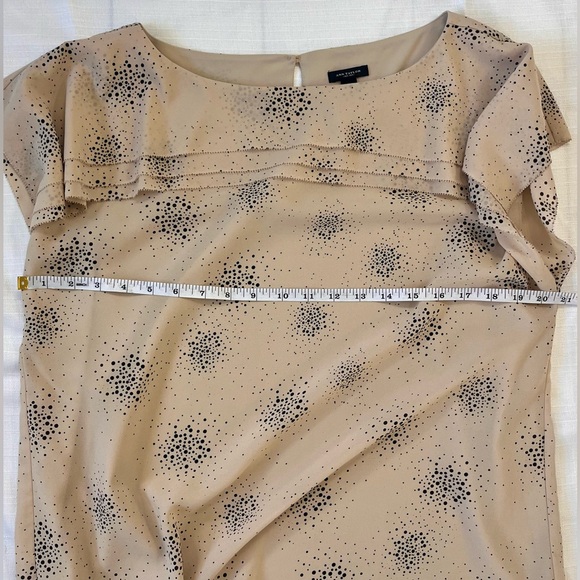 Ann Taylor 12 ruffle blouse, cap sleeves tan and black Office Career - Picture 8 of 9